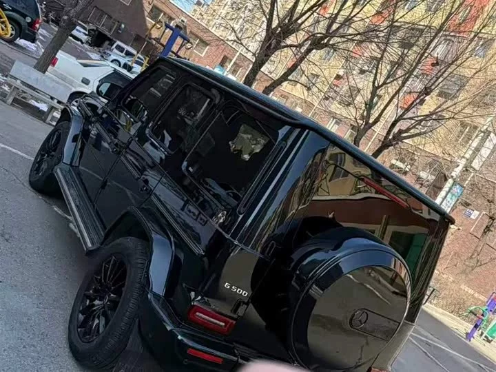 Mercedes-Benz G-rated