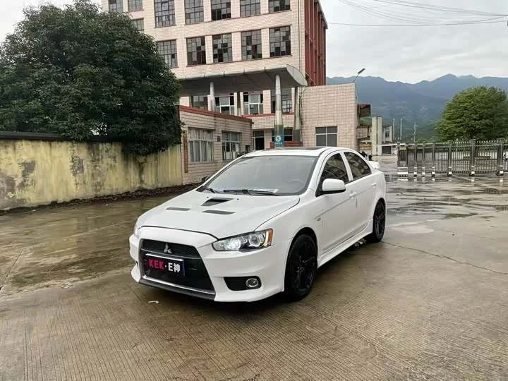 Mitsubishi Winged God