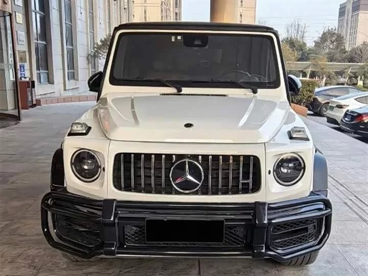 Mercedes-Benz G-rated