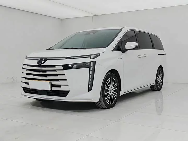 GAC Trumpchi E8 PHEV