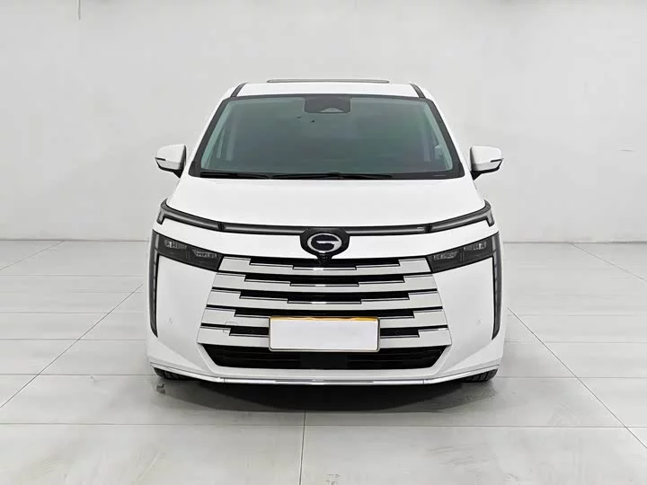 GAC Trumpchi E8 PHEV