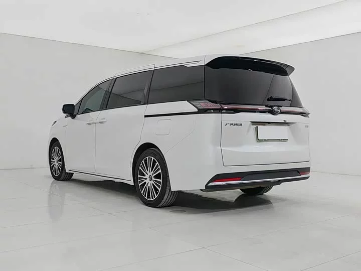 GAC Trumpchi E8 PHEV