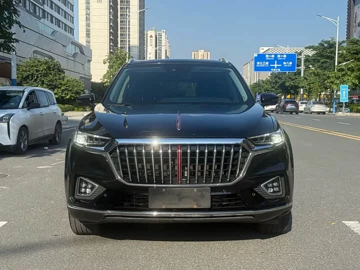 Hongqi HS5