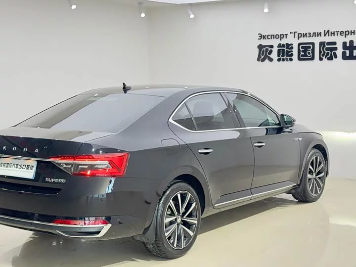 Skoda SuperB