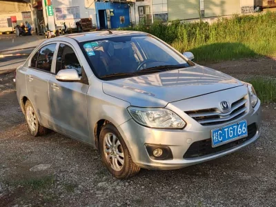 Changan Yuexiang V3
