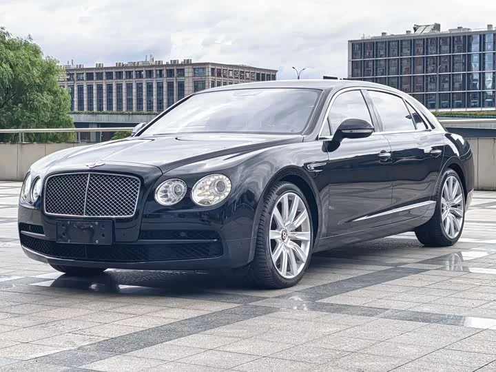 Bentley galloping