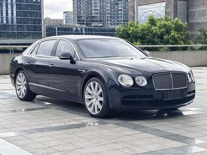 Bentley galloping
