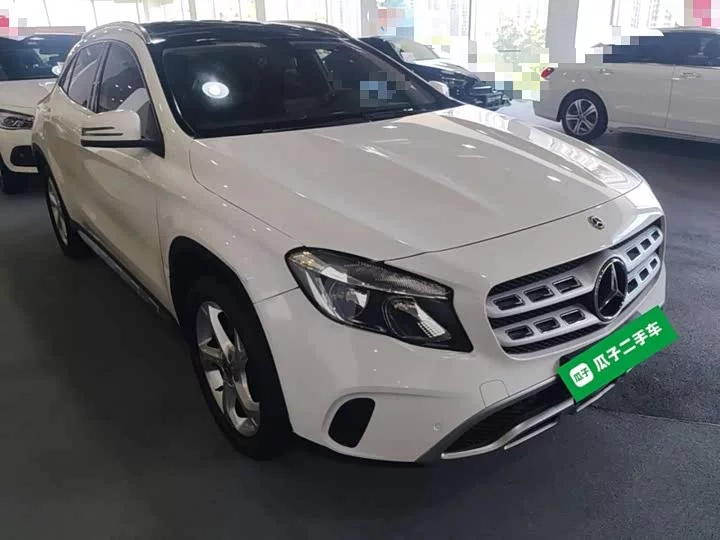 Mercedes-Benz GLA