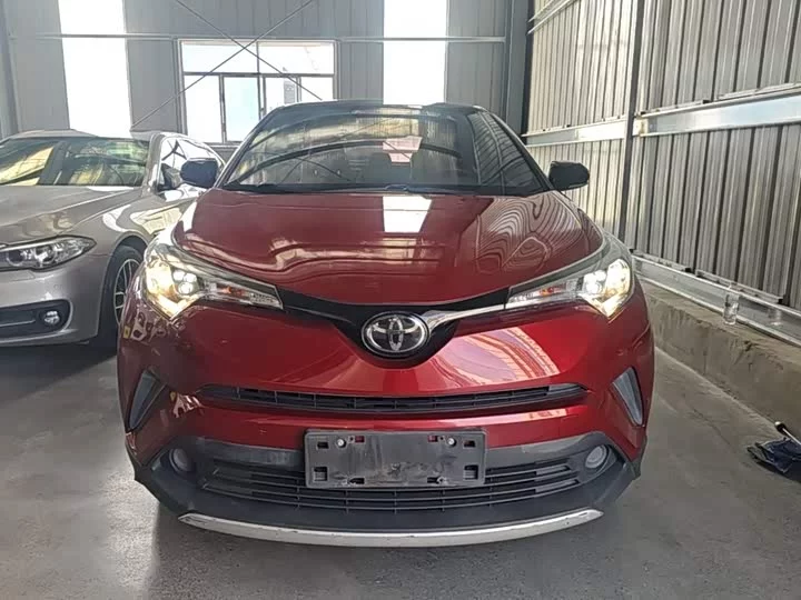 Toyota Yize IZOA
