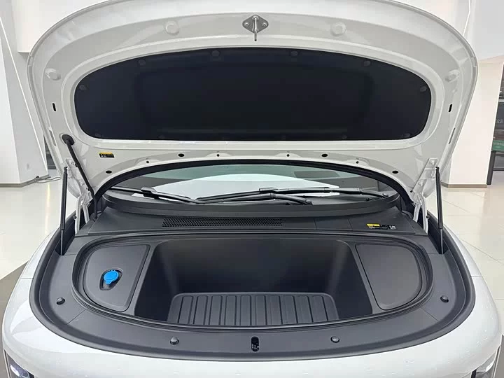 Li Ideal i6