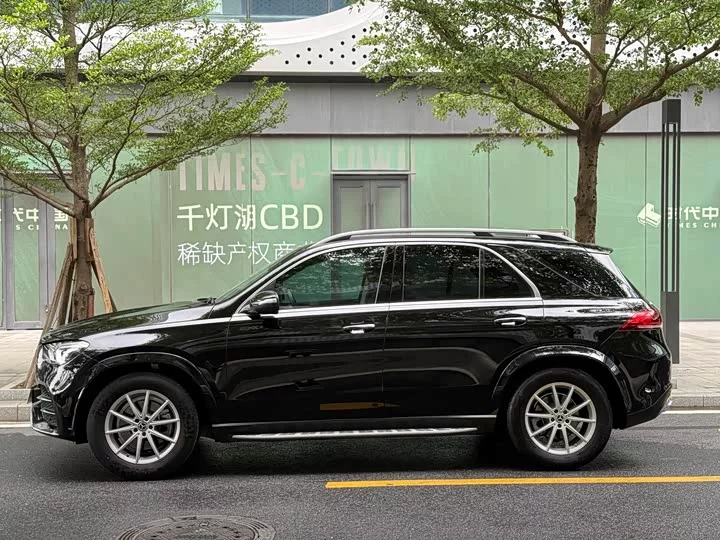 Mercedes-Benz GLE (Imported)