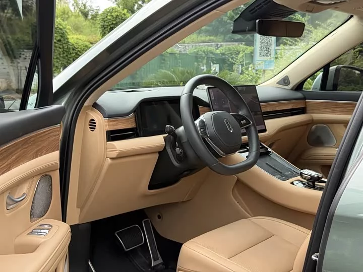AITO Question Wenjie M5