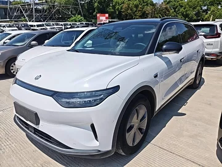 Leapmotor Zero running C11