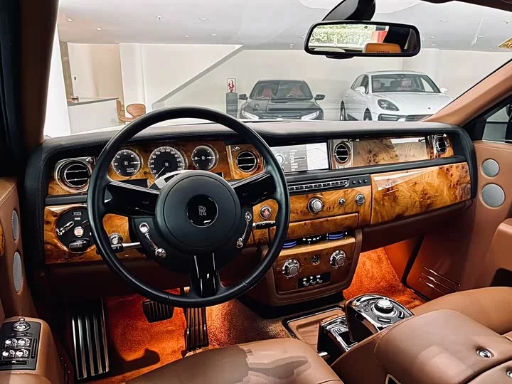 Rolls Royce phantom