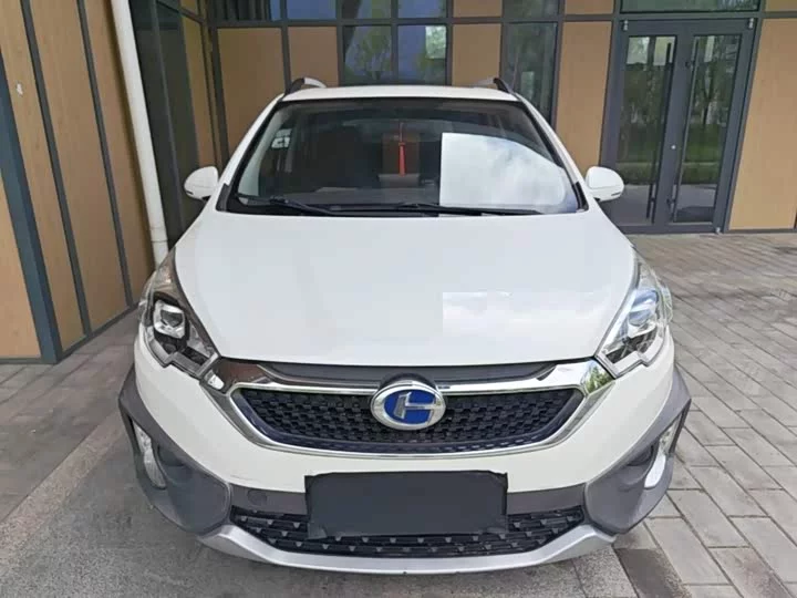 BAIC Q25