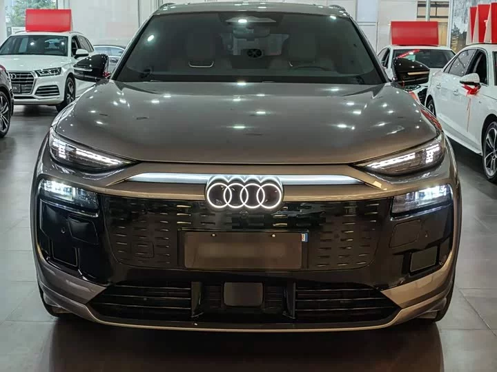 Audi Q6L e-tron