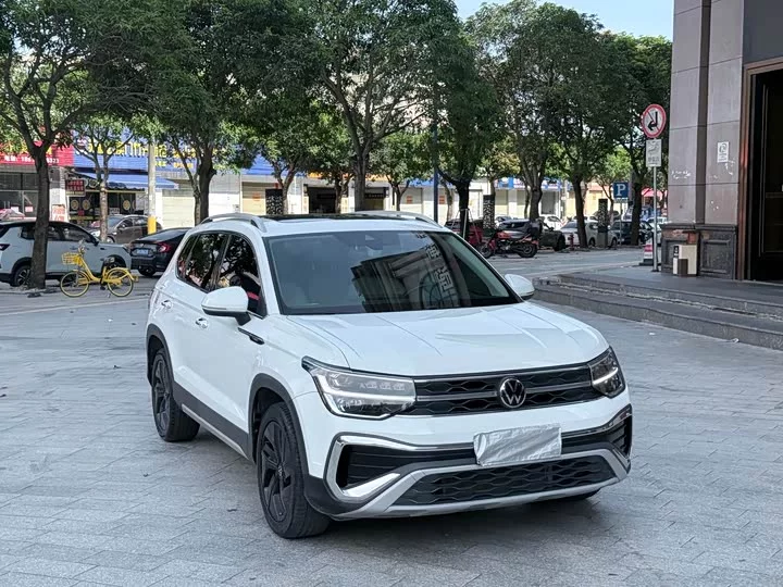 Volkswagen Tharu