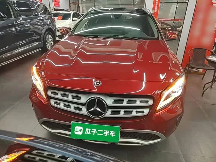 Mercedes-Benz GLA