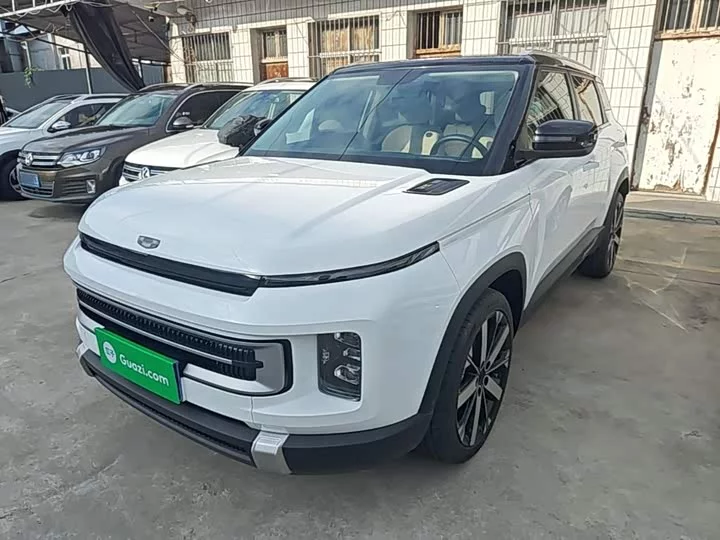 Geely ICON