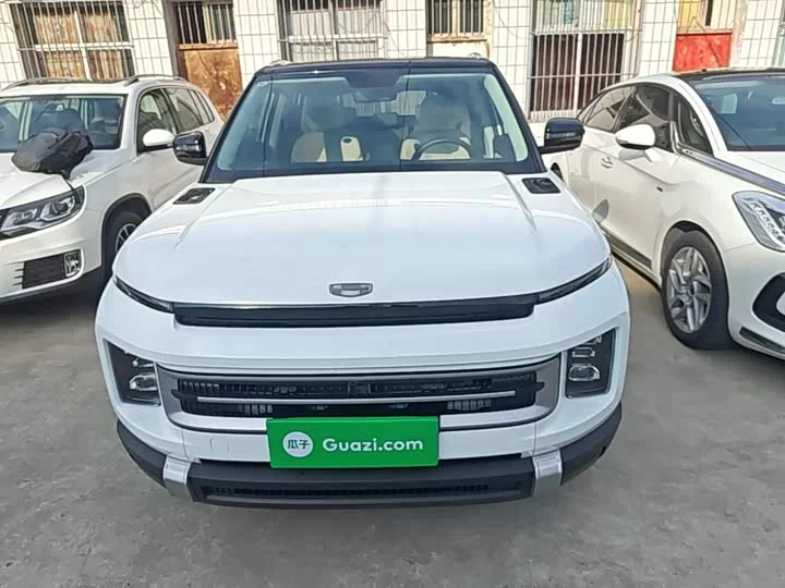 Geely ICON