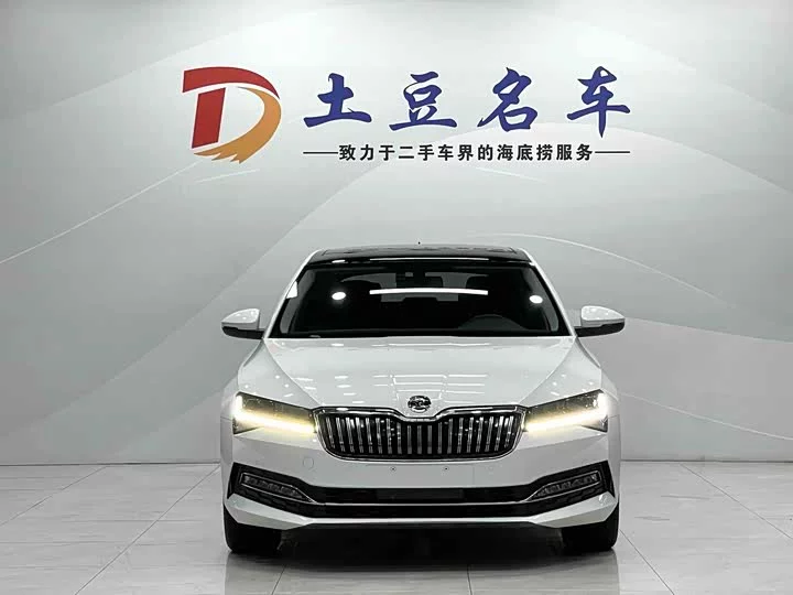 Skoda SuperB