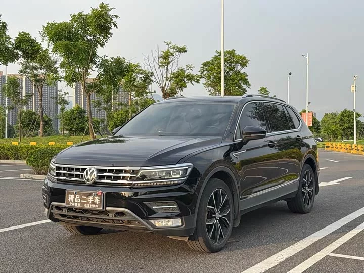 Volkswagen Tiguan L