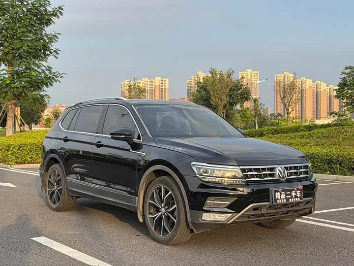 Volkswagen Tiguan L
