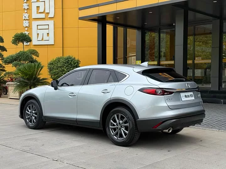 Mazda CX-4