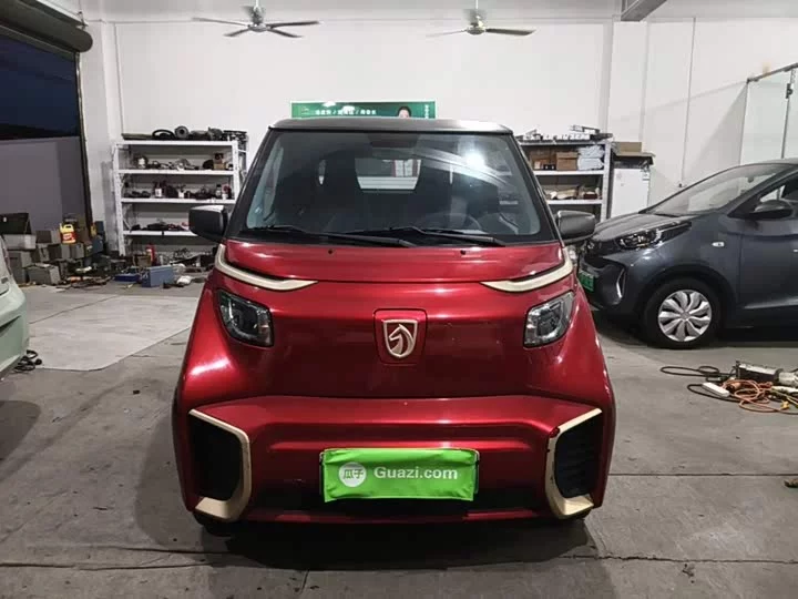Baojun E200