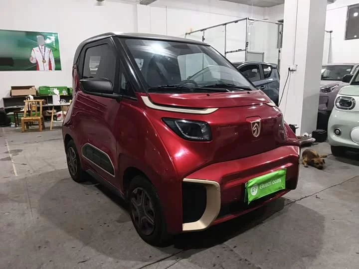 Baojun E200
