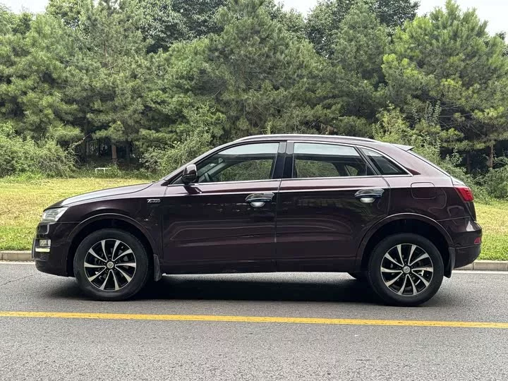 Zotye SR7