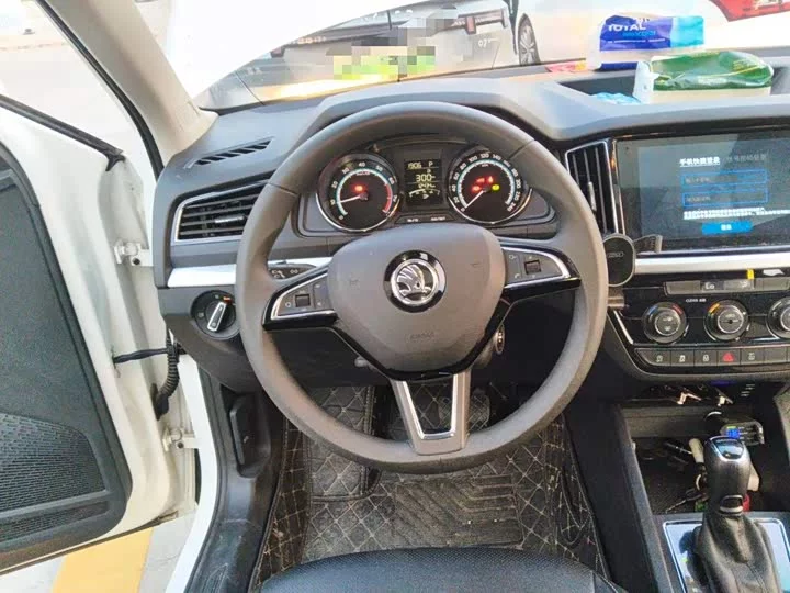 Skoda Comek