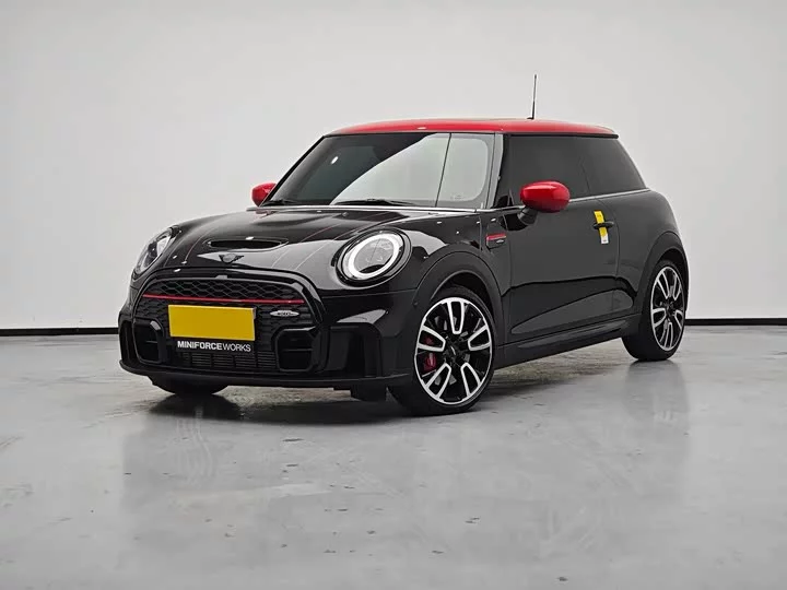 MINI JCW