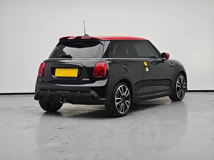 MINI JCW