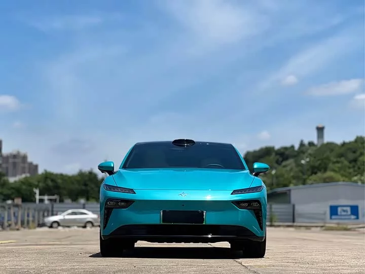 Dongfeng eπ007
