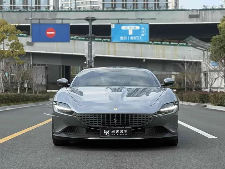 ferrari Roma