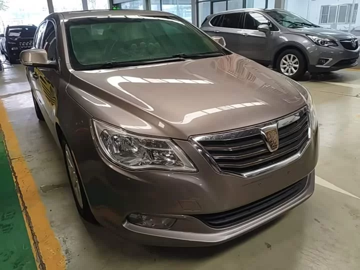 Roewe 950