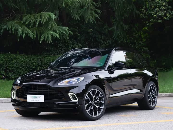 Aston Martin DBX