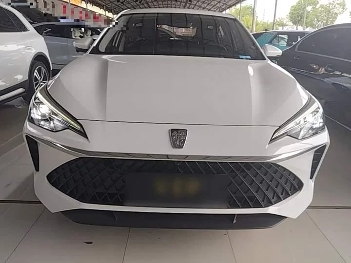Roewe i5