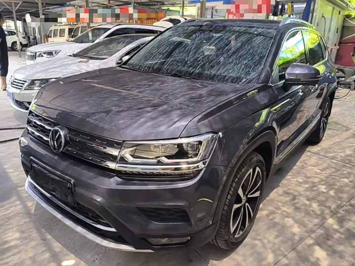 Volkswagen Tharu
