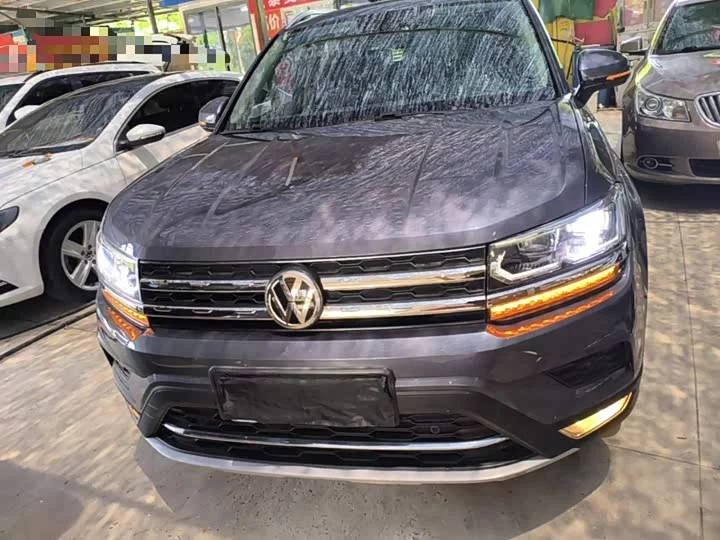 Volkswagen Tharu