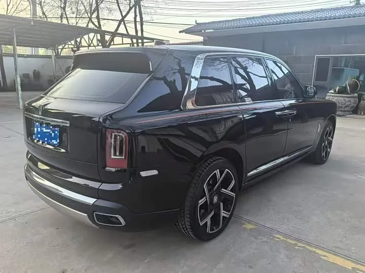 Rolls Royce Cullinan