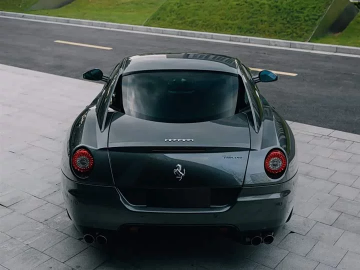 ferrari 599