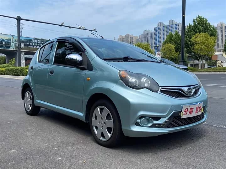 BYD F0