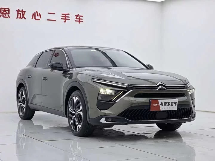 Citroën Versailles C5 X