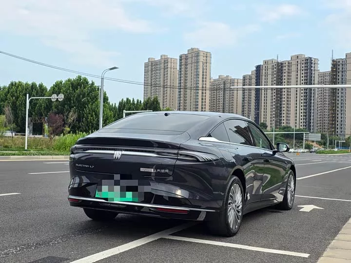 Buick Zhijing L7