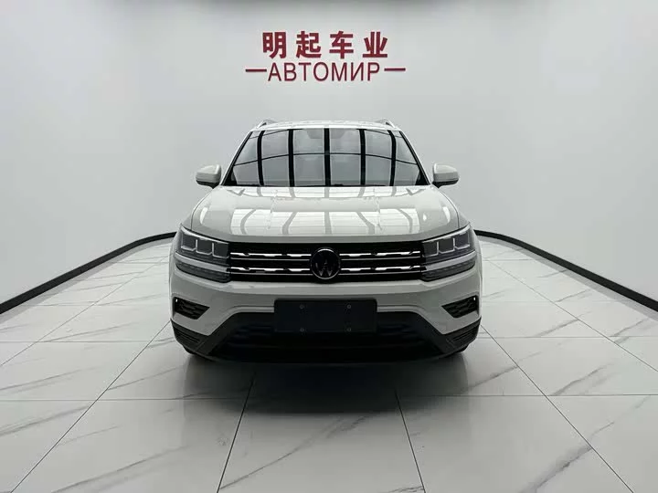 Volkswagen Tharu