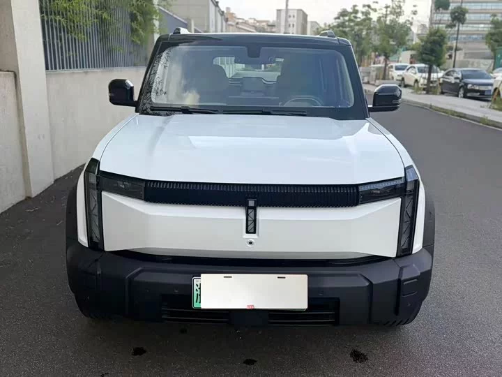 iCAR 03