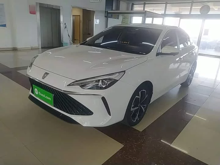 Roewe i5