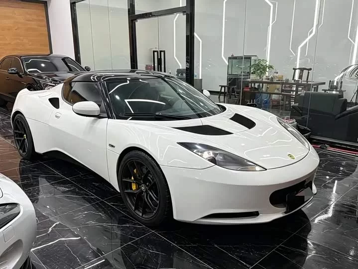 Lotus Evora